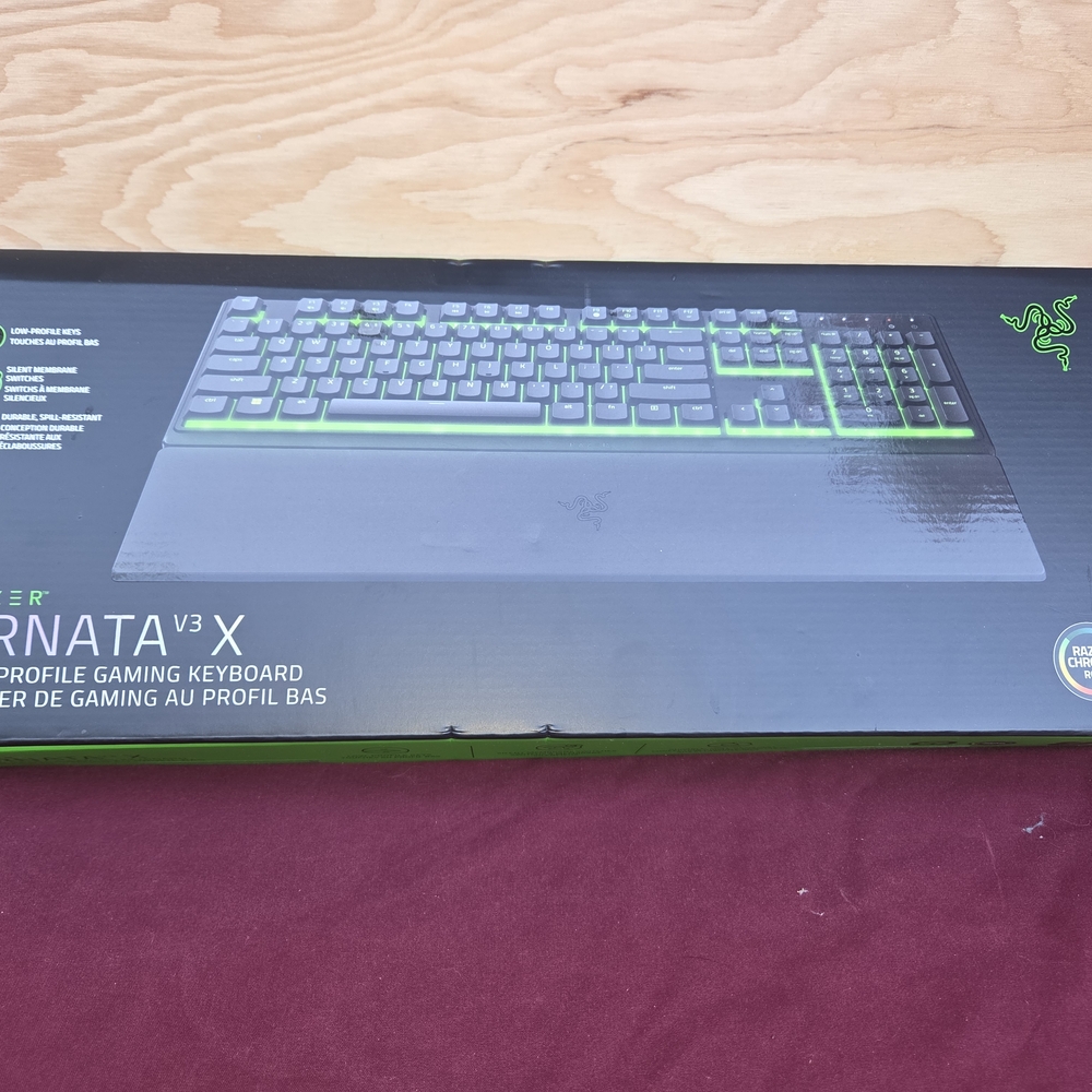 Razor Ornata V3 X Low-Profile Gaming Keyboard - Black and Green